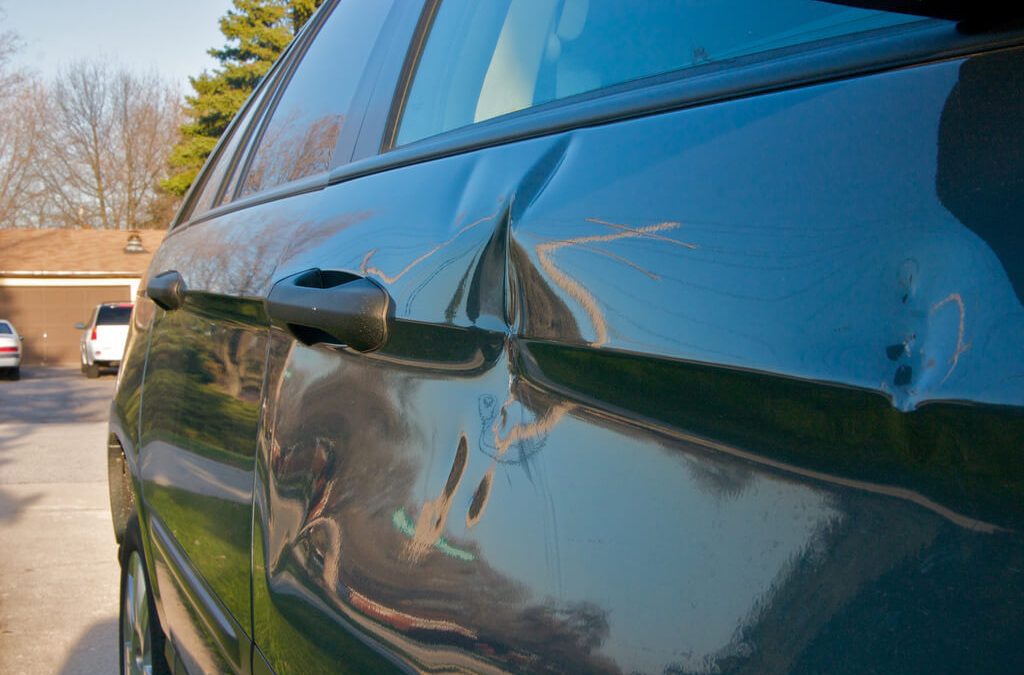 What Can Sioux Falls Paintless Repair Actually Fix?