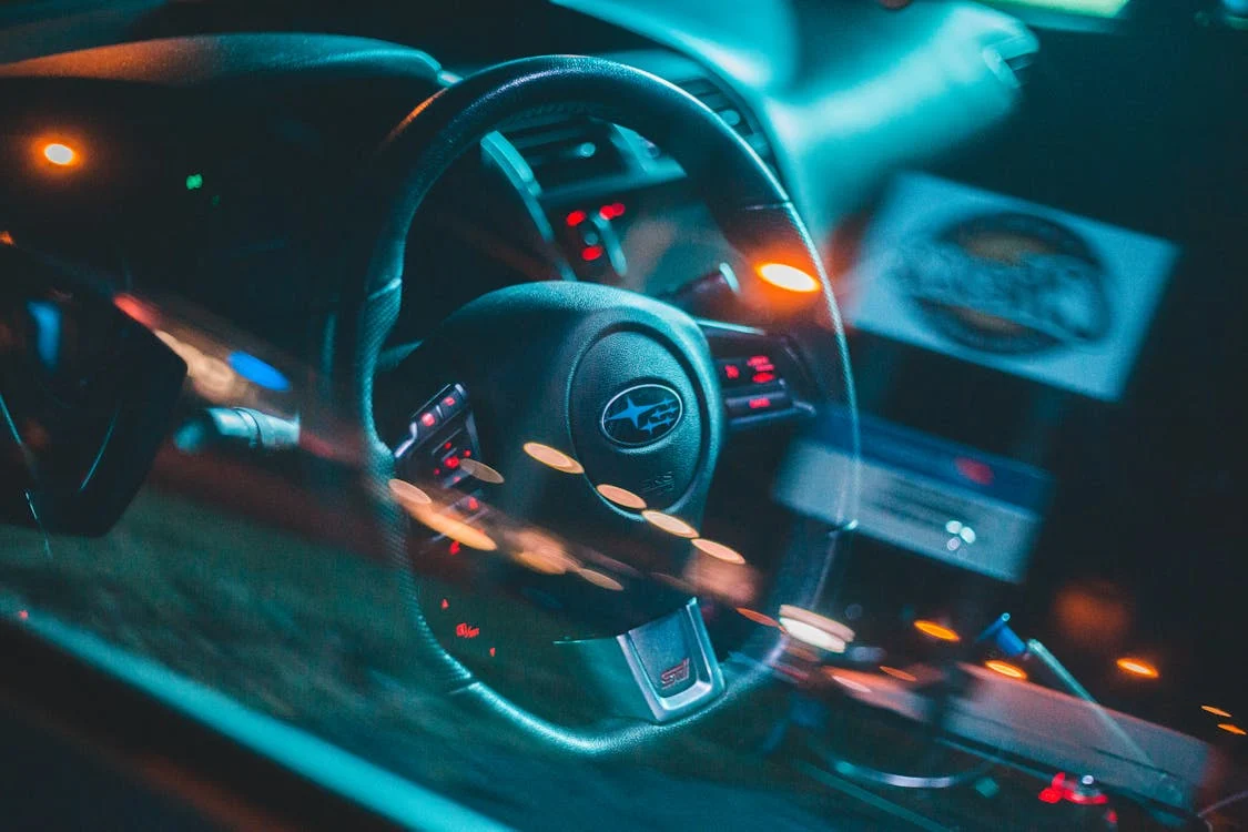 Quick and Convenient: The Advantages of Paintless Dent Repair for your Subaru