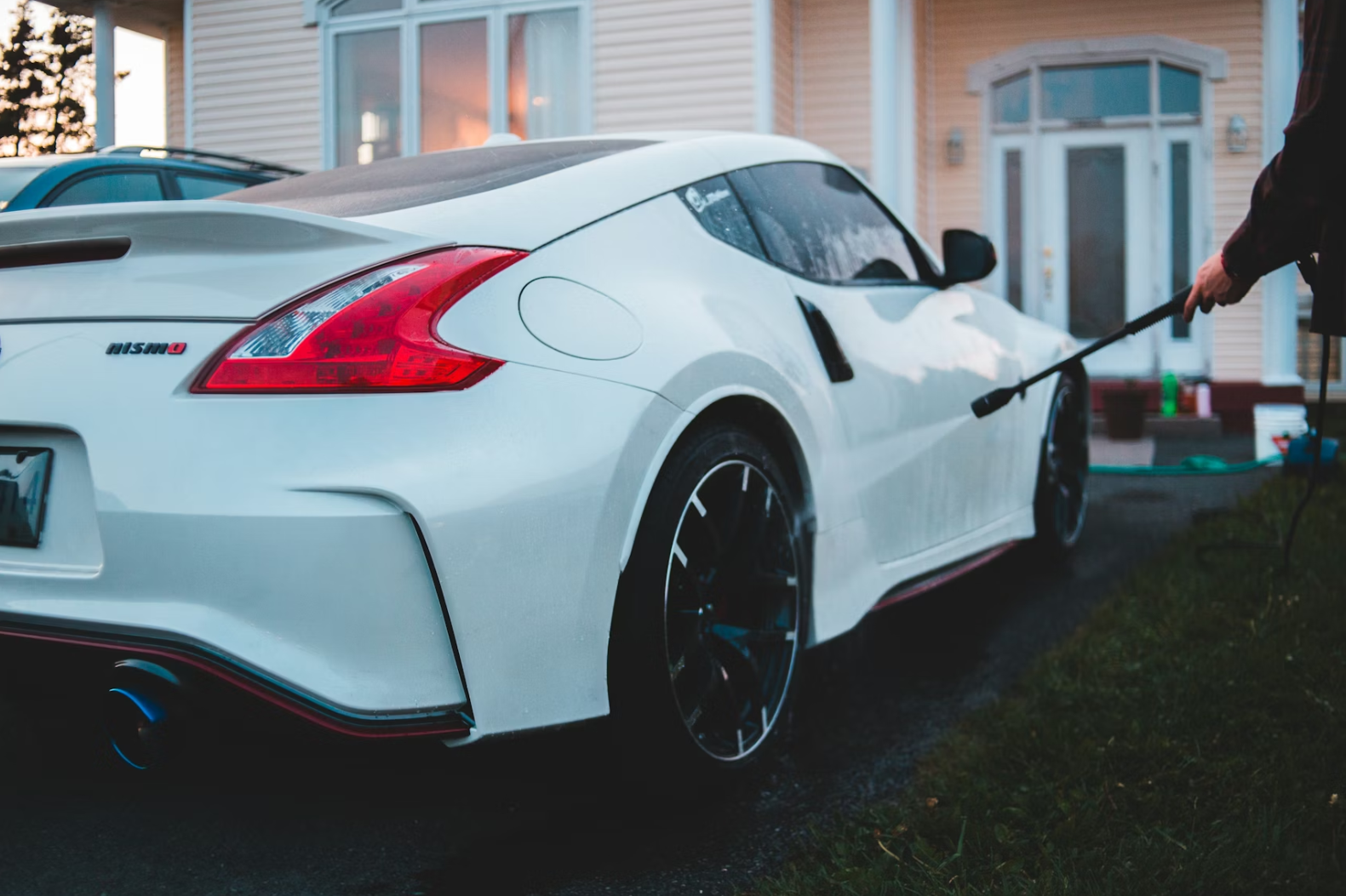 The Benefits of Choosing PDR for Dent Repair in South Dakota